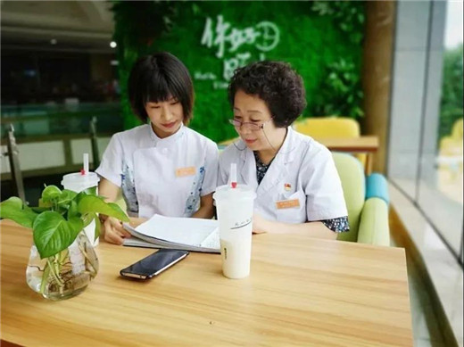 长春骨伤医院护理部主任梁立红荣获长春市“优秀护理管理者”称号8.jpg